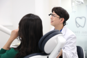[언론] 자가혈 임플란트 선택, 면밀한 치과 검진으로 신중히 결정해야